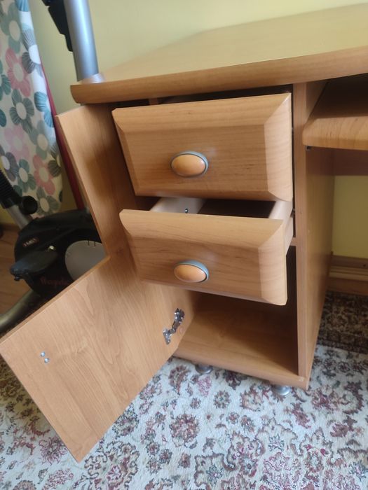 Sprzedam biurko System BRW