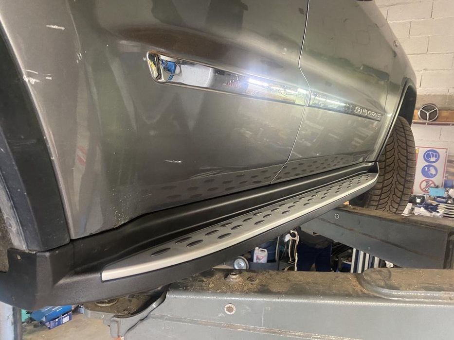 ОРИГІНАЛ! Бокові пороги на Jeep Grand, Підніжки на Джип Гранд. Дзвони!