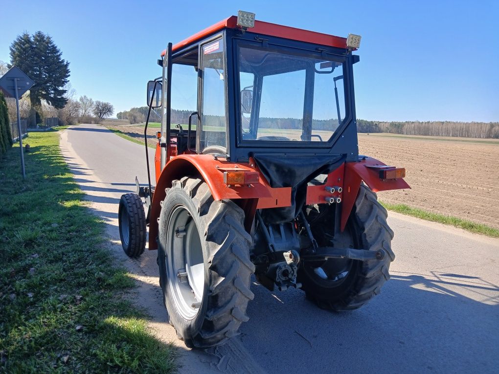 Massey Ferguson 135 V / 255 sadowniczy, sadownik