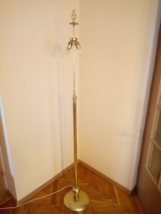 Lampa stojąca ładna