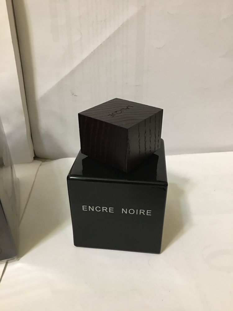 Encre Noire Lalique