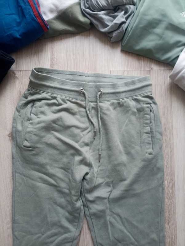 spodnie unisex dresowe khaki wygodne M
