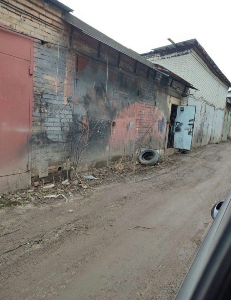 Приватизований гараж новобеличи Академгородок вул. Робітнича Надія