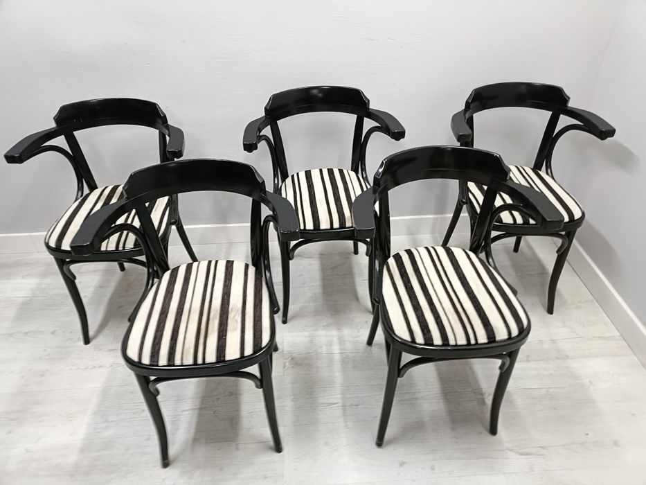 Krzesła gięte Thonet Fameg  czarne Loft do restauracji 5