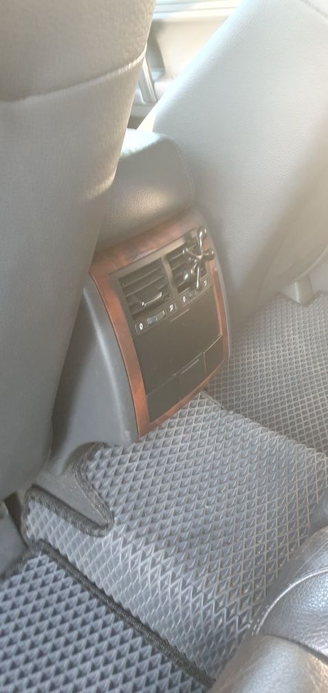 volkswagen туарег рест