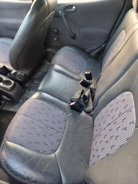 MERCEDES CLASSE A140 (W168) 1.4I DE 2000 (PLASTICOS DE TABLIER