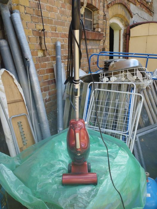 Mały odkurzacz pionowy