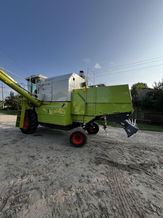 Комбайн зернозбиральний Claas Dominator 130 2006 p Свіжий