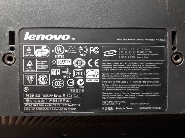 Монитор Lenovo 17"