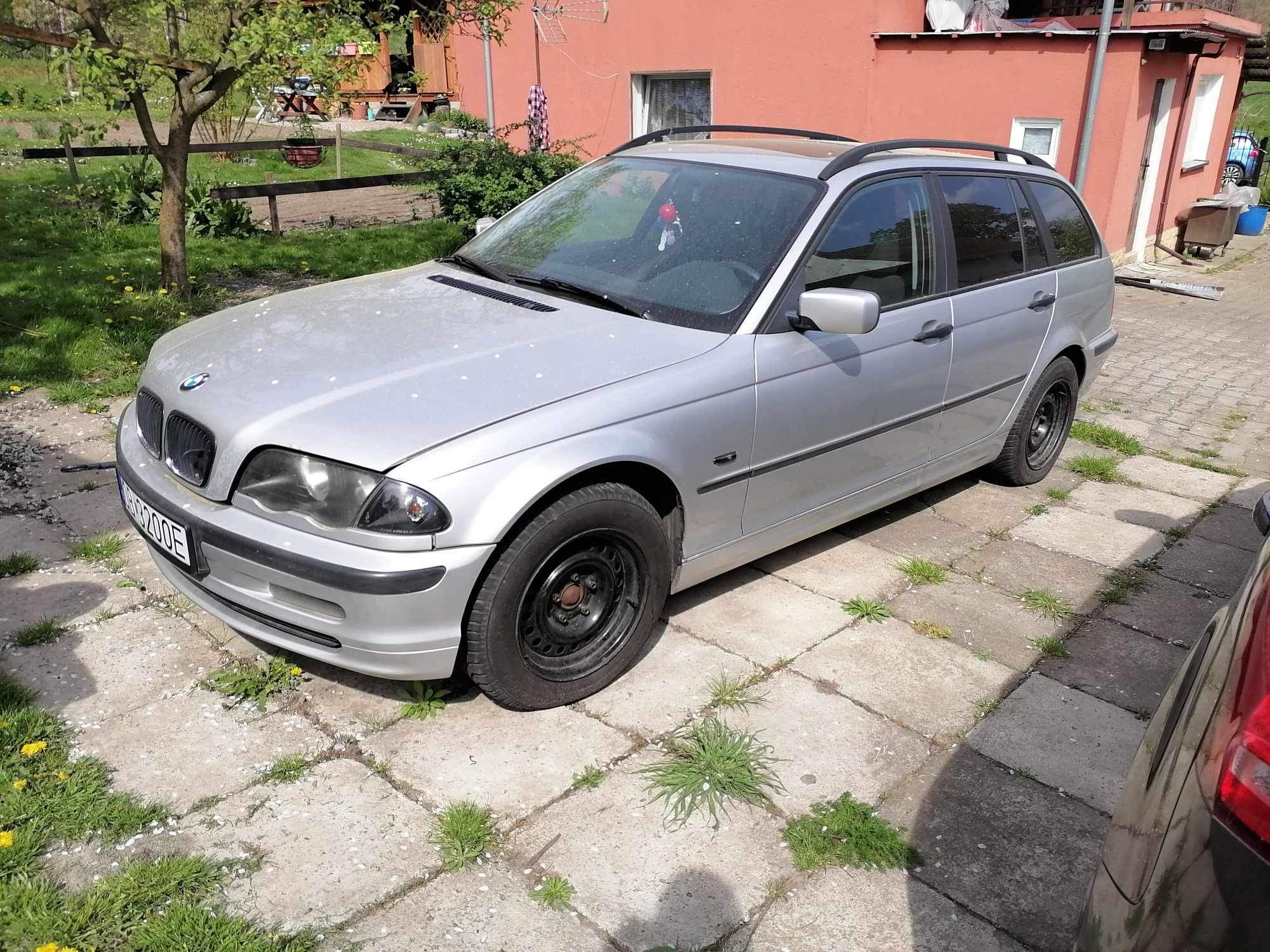 Sprzedam bmw uszkodzony