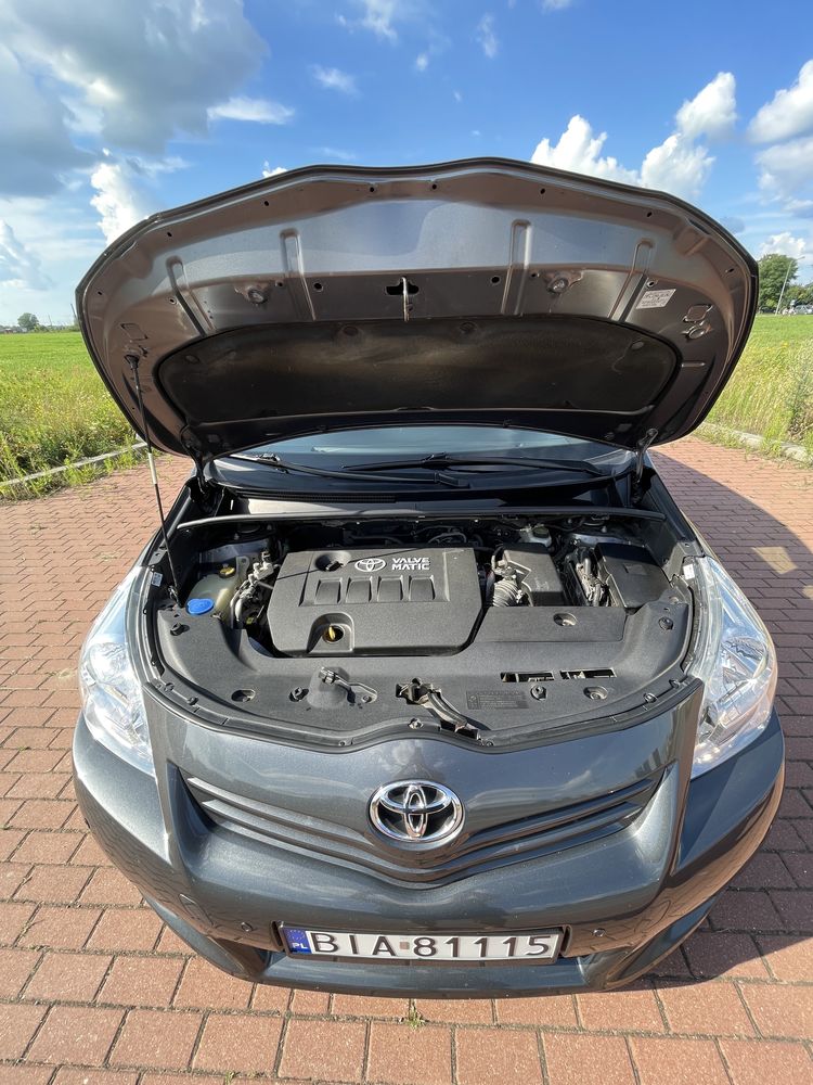 Toyota VERSO, 2010r 1.6 benzyna, MALY PRZEBIEG
