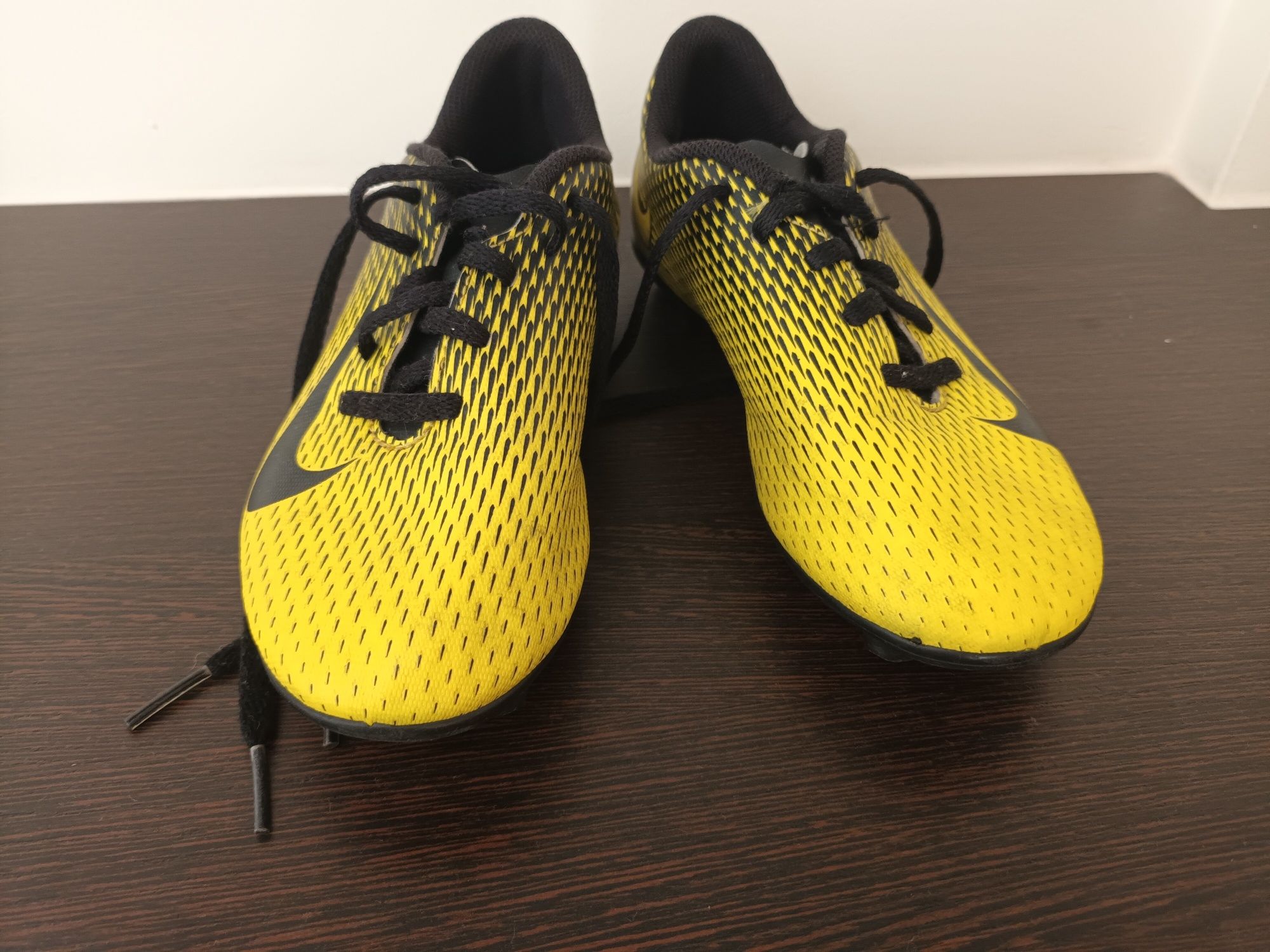 Chuteiras Nike usas 1 vez