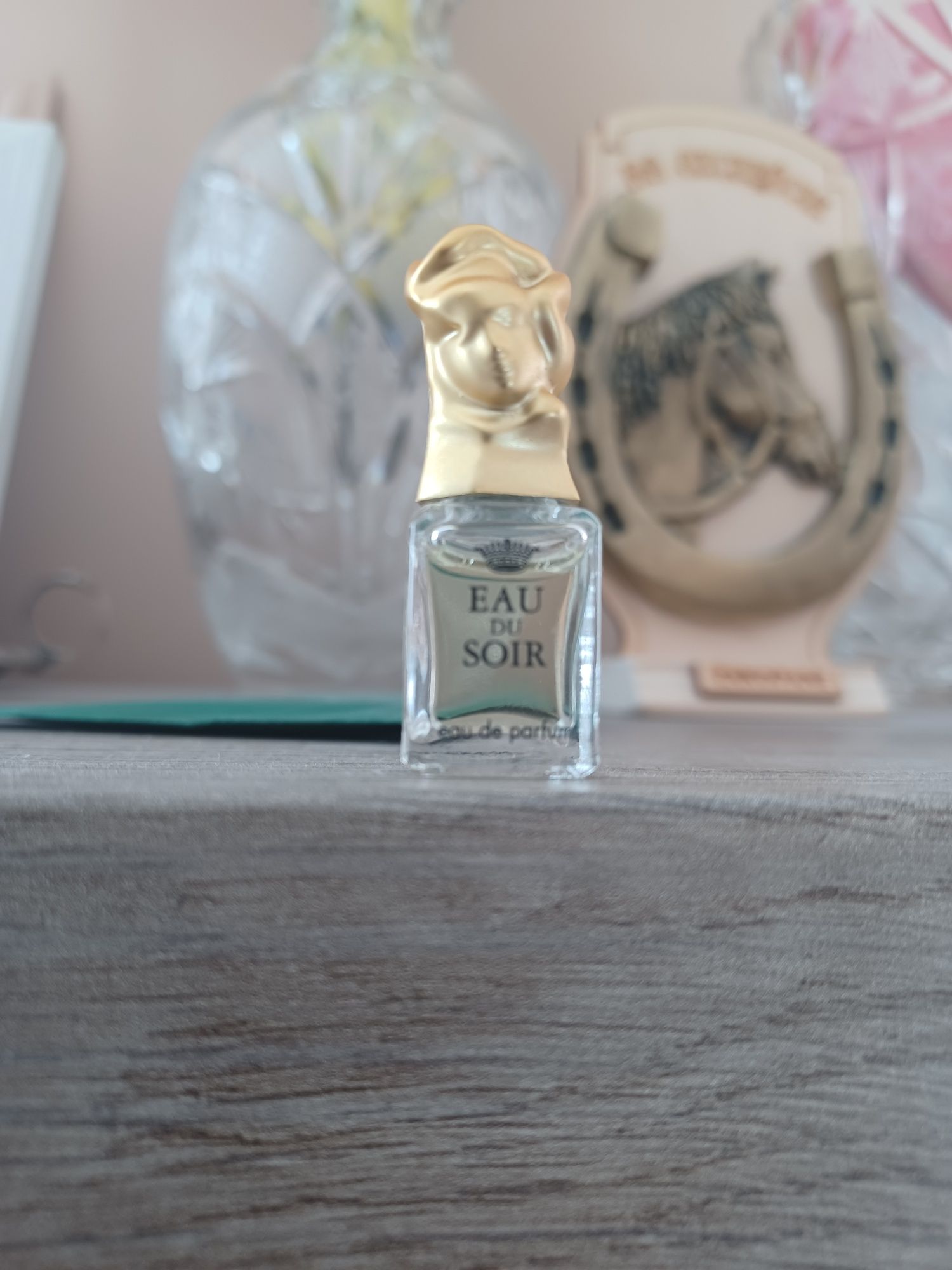 Perfum Eau Du Soir miniaturka 2ml.