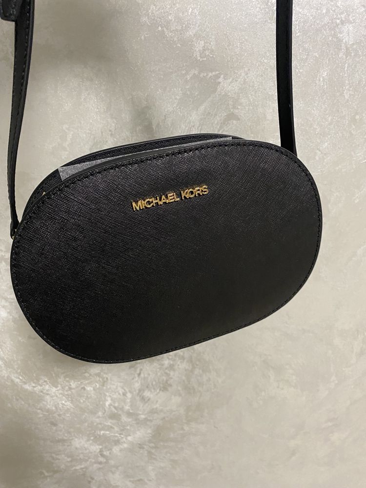 Сумка Michael Kors Medium Crossbody Bag