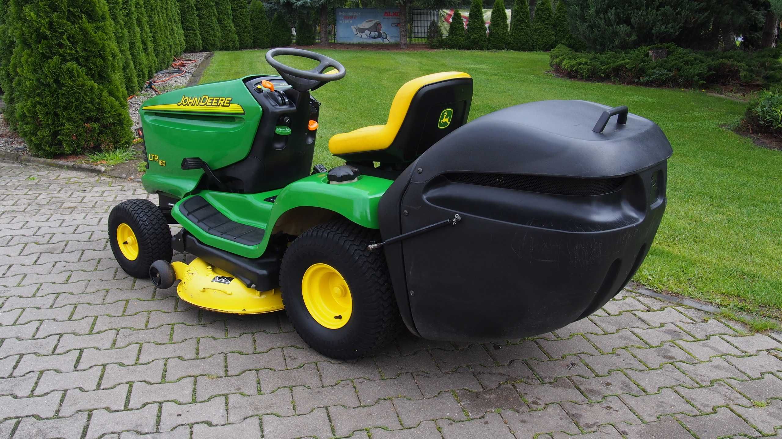 John deere LTr 180 Kawasaki V2 TRAKTOREK Kosiarka