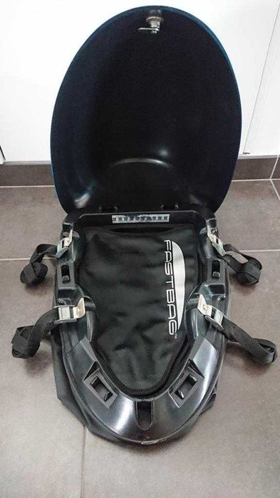 Mala do tipo “tailbag” para moto desportiva (substitui Top Case)