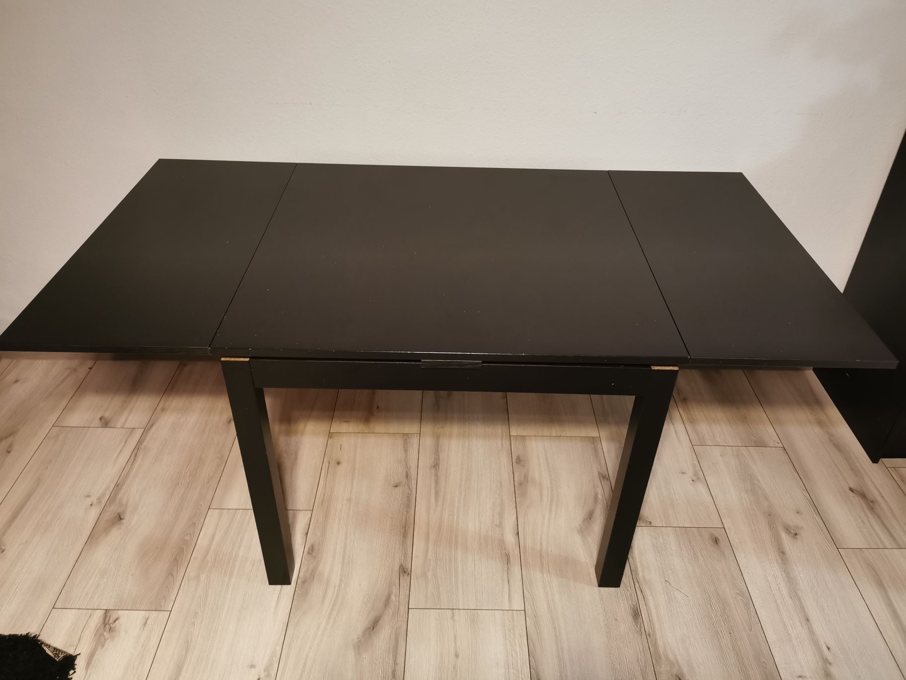Ikea bjursta stół rozkładany czarny 90x90cm