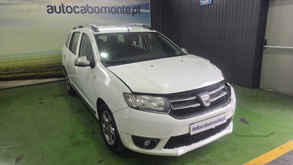 Dacia Logan 0.9 MCV - Salvado