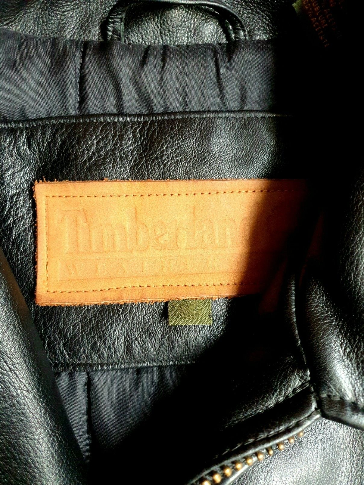 Продам кожаную теплую куртку от бренда Timberland (USA) весна-осень