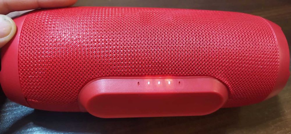 Продам.  блютуз колонку