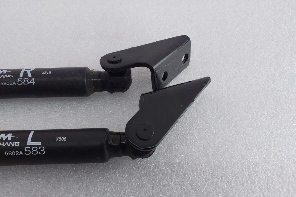 Amortecedor da mala MITSUBISHI Space Star Hatchback (A0_A)