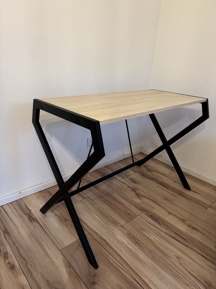 Biurko Ikea - stan idealny