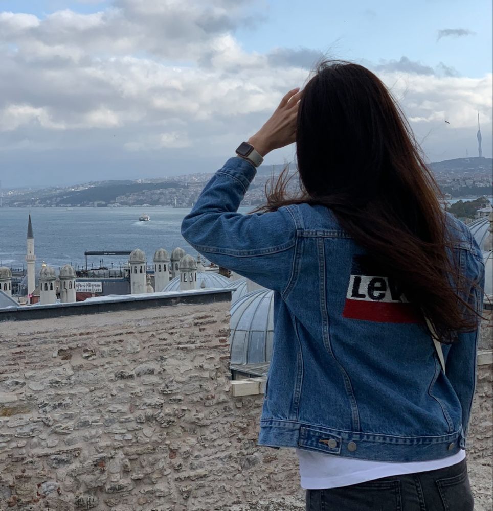 Джинсова куртка levis xs