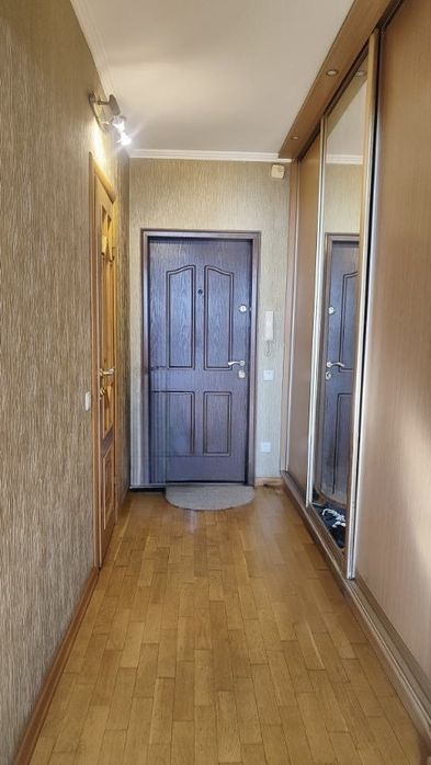 Сдам 1 ком. ул. Лариси Руденко, 13. м. Позняки, м. Харьковская