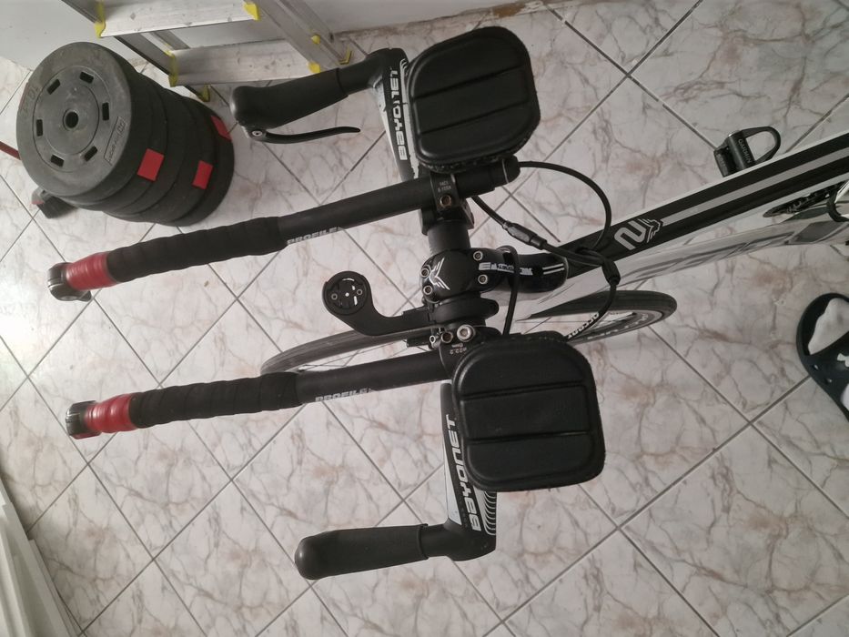 Rower do jazdy na czas Felt DA2 56