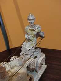 Figurka rzymianina z alabastru
