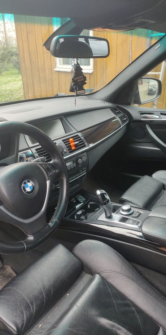 BMW X5 e70 super stan