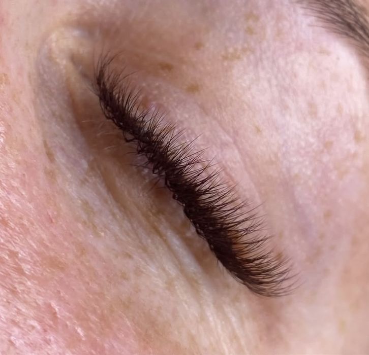 Нарощення вій метро Деміївска Наращивание ресниц метро Демеевская