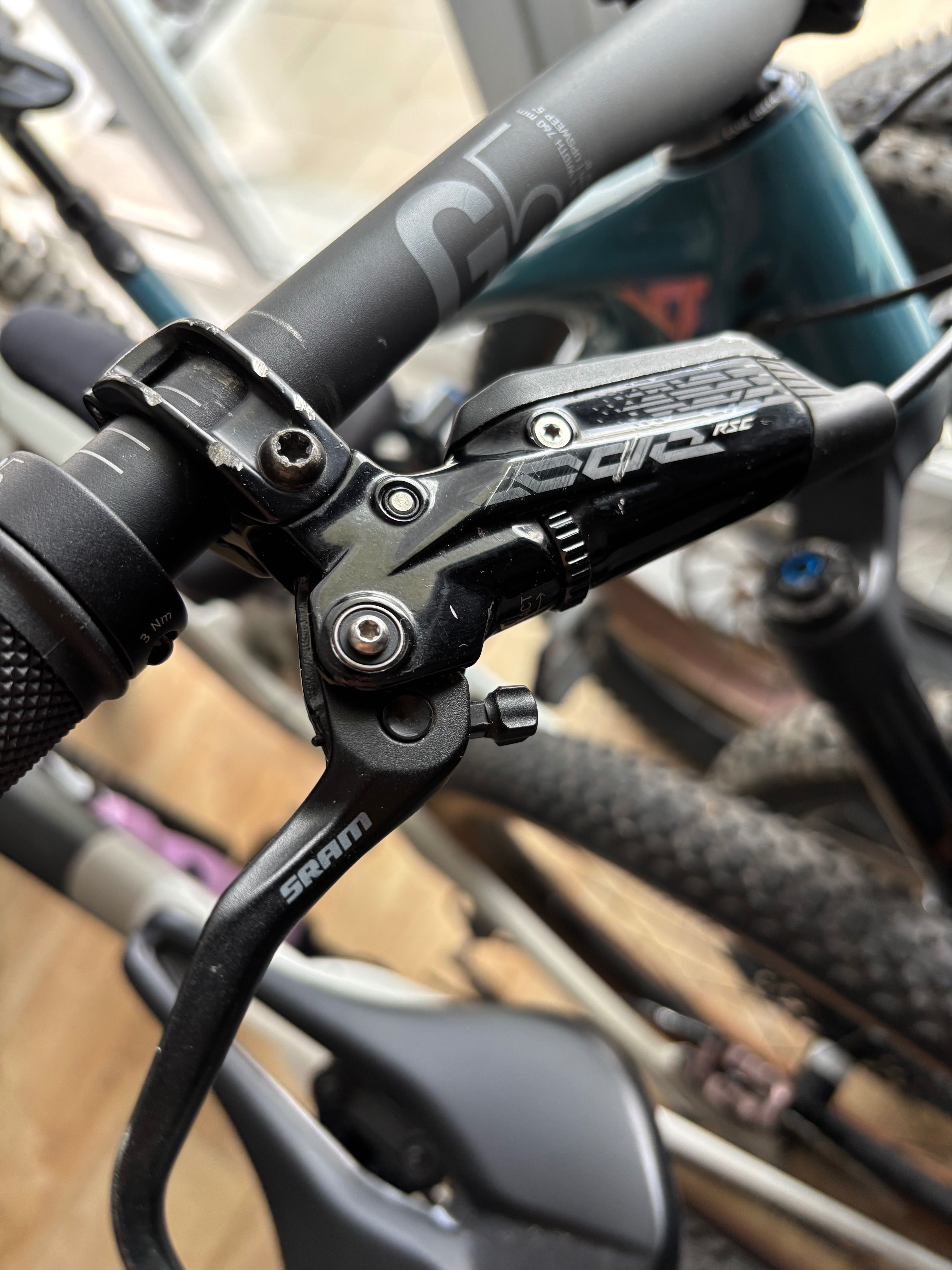 YT Capra 2024 roz. M. Czytaj opis!