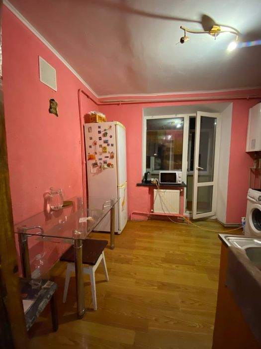 Продаж 3-х кімнатної квартири