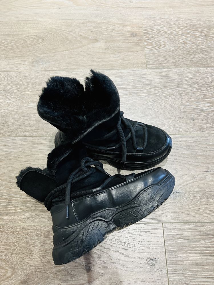 Кросівки зимові