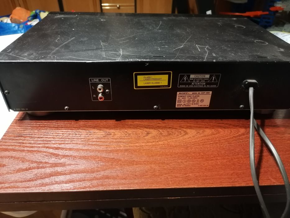 Odtwarzacz płyt kompaktowych SONY CDP 490