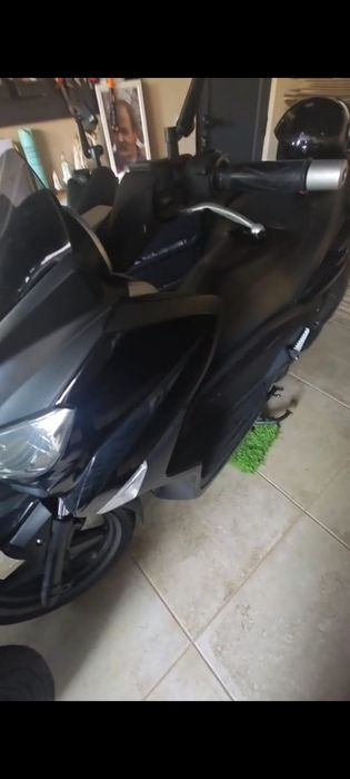 Mota Yamaha VMAX 125