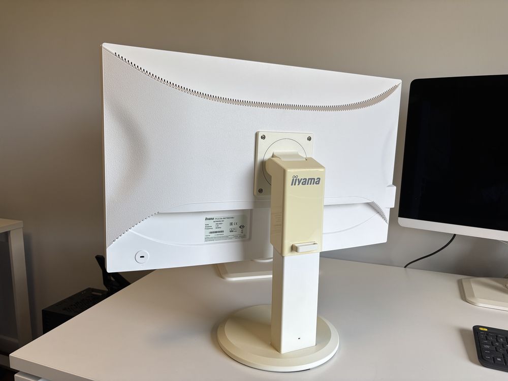 Monitor iiyama prolite 27 cali