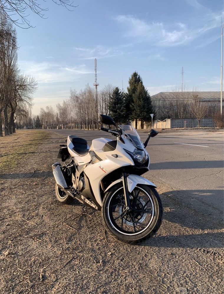 Suzuki GSX-R 250R 2018 року
