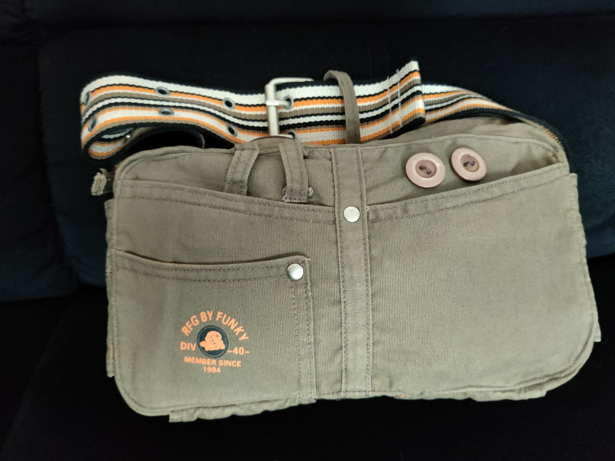 Torebka w kolorze khaki