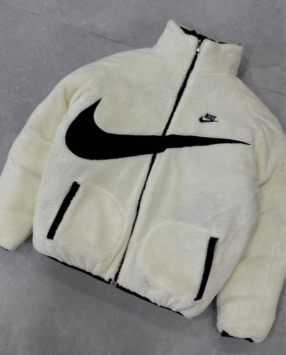 Двостороння куртка Nike