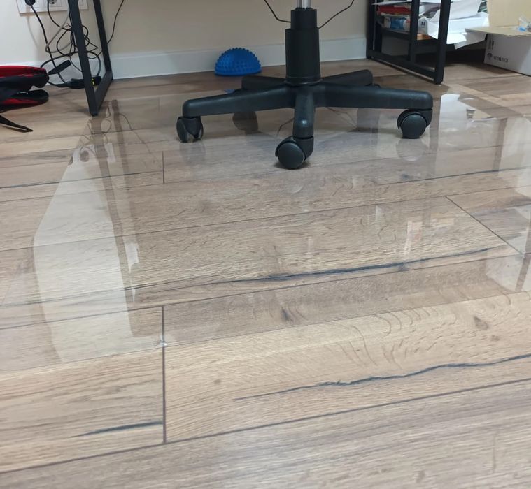 Захисний килимок під крісло