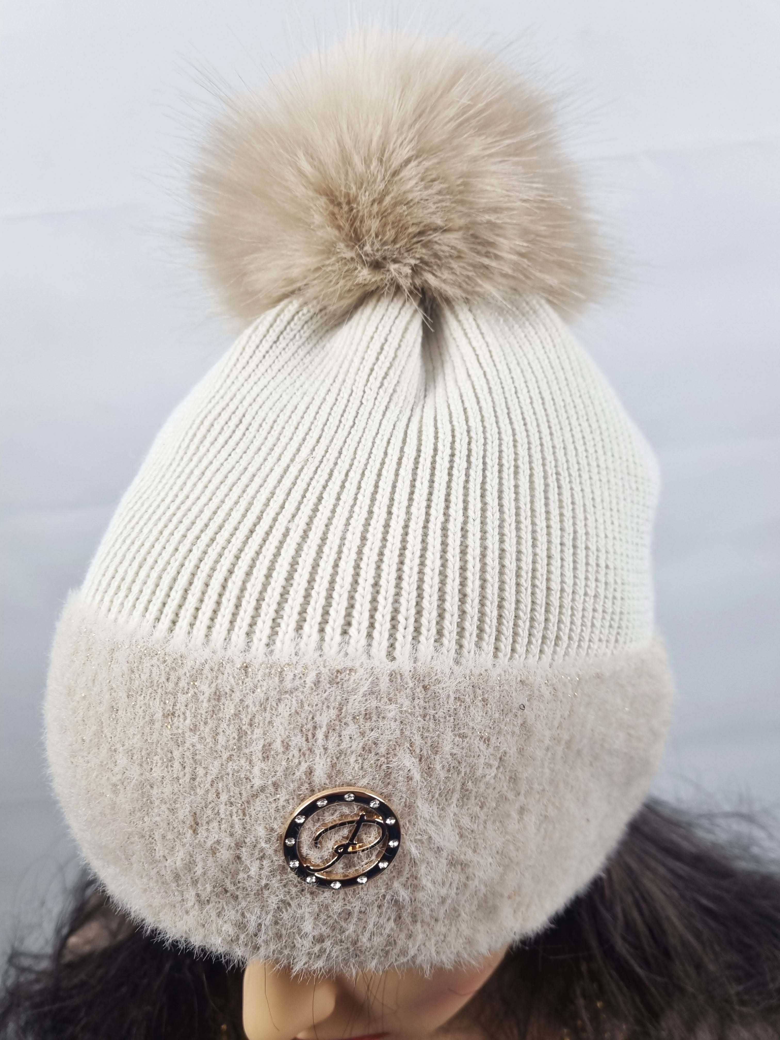Perfect for Women czapka zimowa beanie czarny rozmiar uniwersalny
