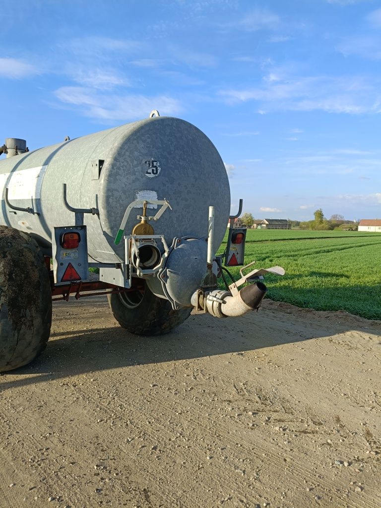 Beczkowóz 8000 które garant joskin pichon meprozet