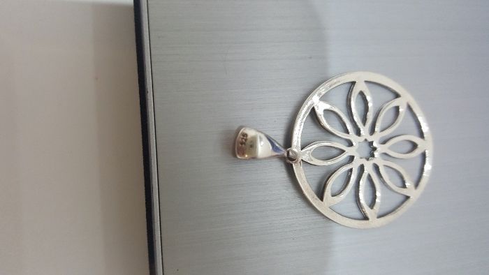 Srebrna zawieszka okrągła