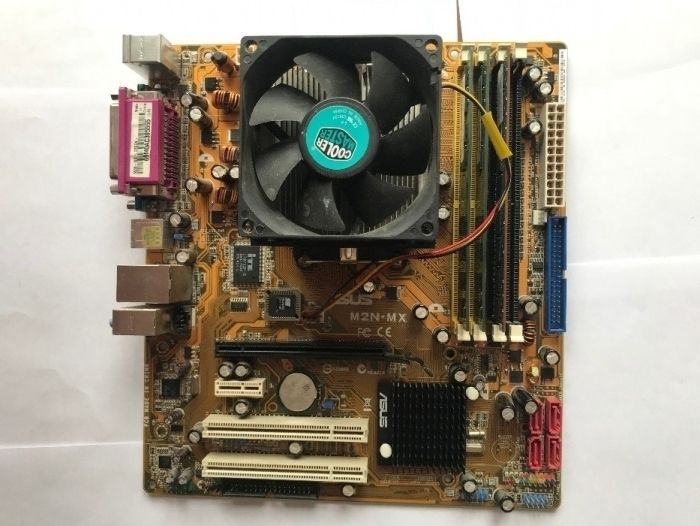 Материнская плата Asus M2N-MX и ОЗУ