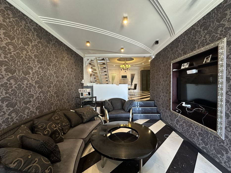 Таунхаус в яхт-клубе на Фонтане