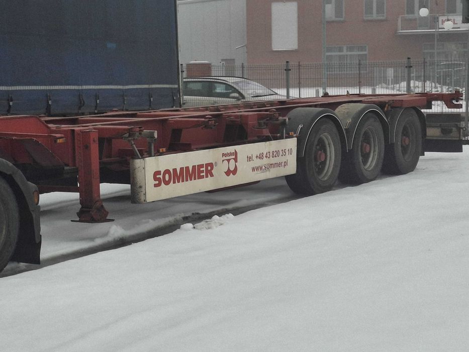 Naczepa  podkontenerowa