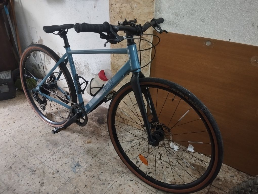 Vendo bicicleta triban como nova