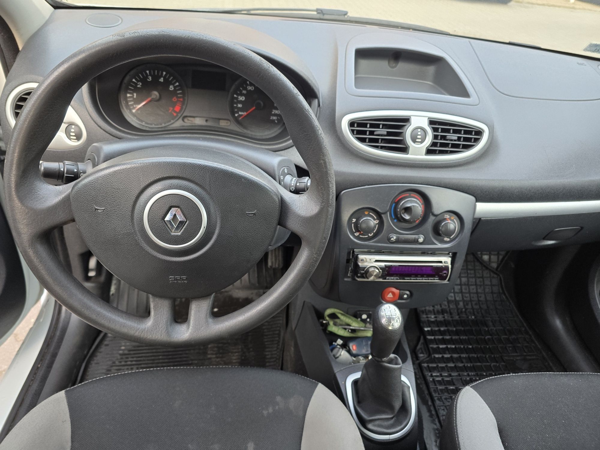 Renault clio van benzyna gaz salon Polska